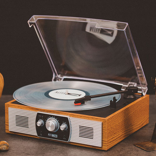 Altec Lansing ALT-400 Bluetooth Turntable with FM Radio